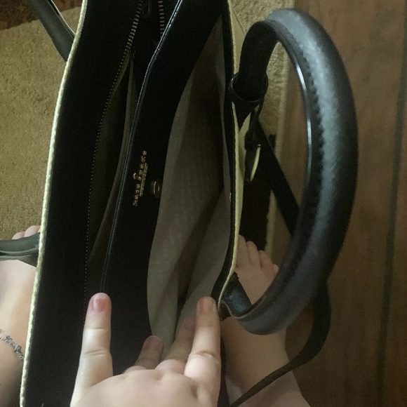 Kate Spade Purse - Picture 5 of 5